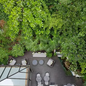 Garden-elysee Hotel Paris