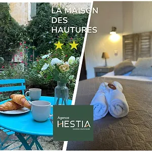 La Maison Des Hautures Holiday home Arles